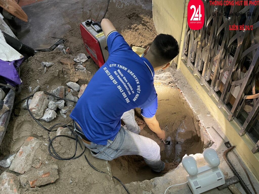 Thông tắc cống Huyện Vĩnh Bảo