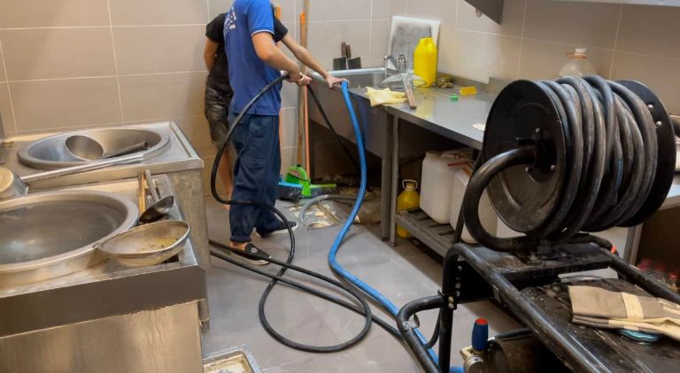 Thông Tắc Cống Tại Hai Bà Trưng Hà Nội 2