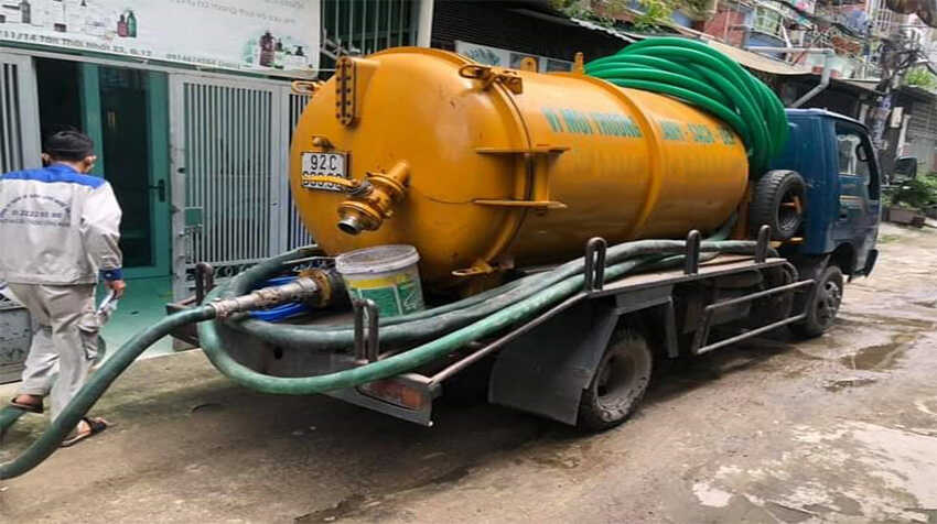 hút bể phốt