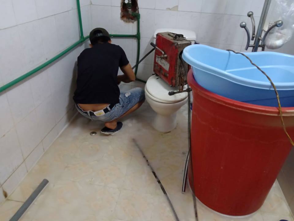 thông cống nghẹt Long An