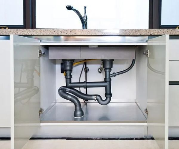 ống thoát nước bồn rửa bát bị nghẹt