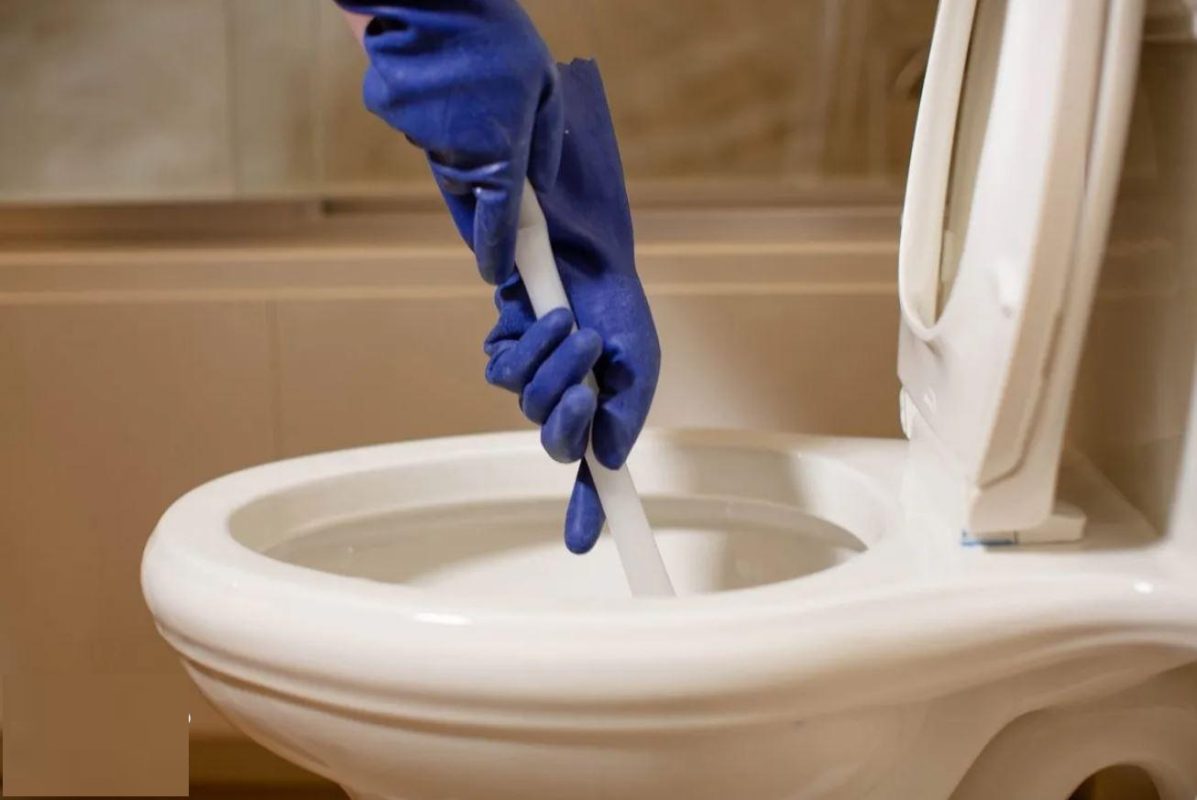 Thông bồn cầu nghẹt quận 10