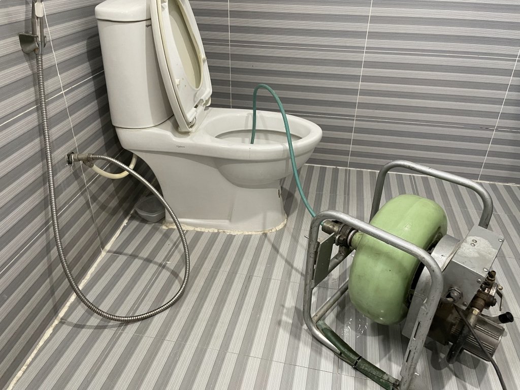 Thông tắc bồn cầu tại Cầu Giấy