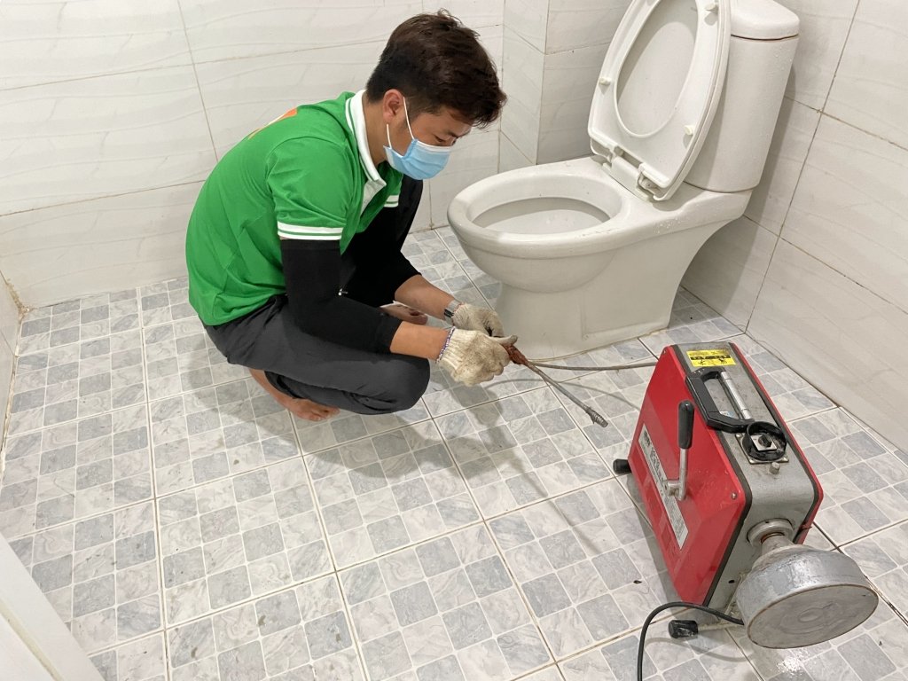 Thông Bồn Cầu Quận 4