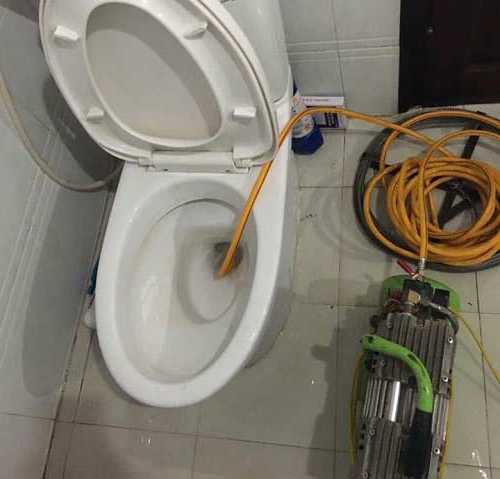 Thông tắc bồn cầu sóc sơn