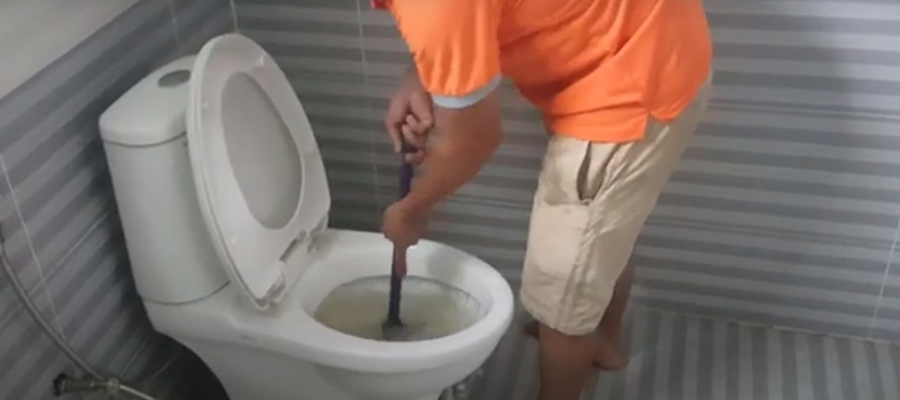 thông tắc bồn cầu tại thanh trì giá rẻ