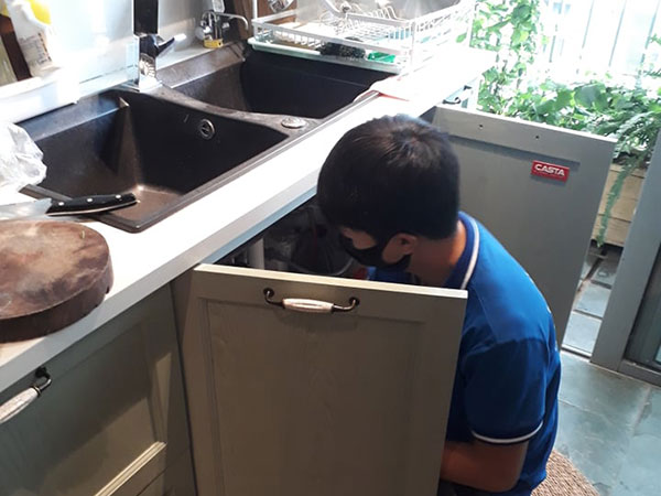 Thông Bồn Rửa Chén Tại Sơn Trà