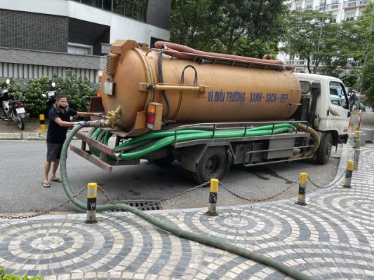 quy trình hút hầm cầu