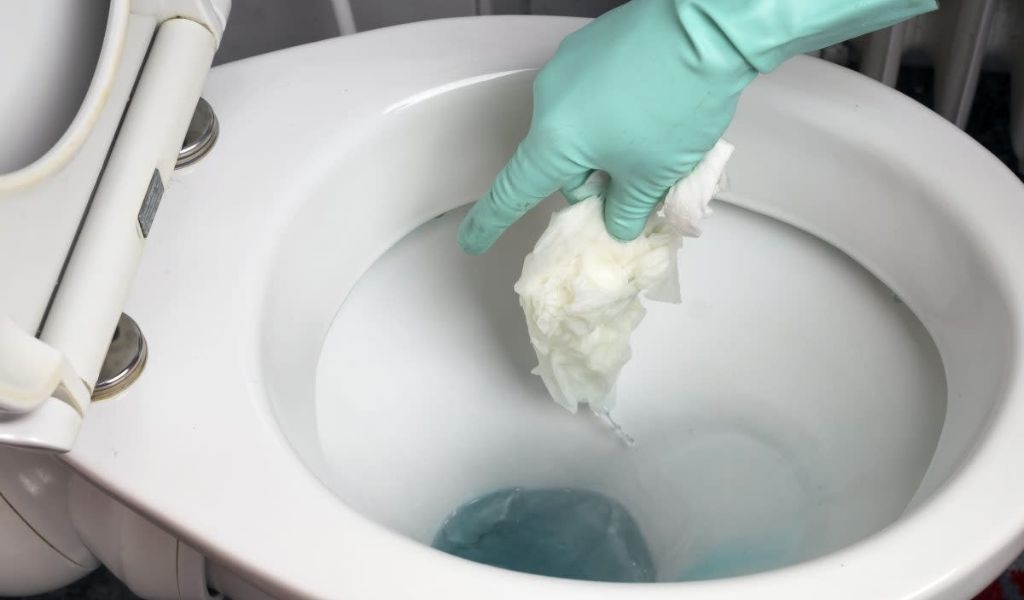 bồn cầu có mùi hôi thì phải làm sao?