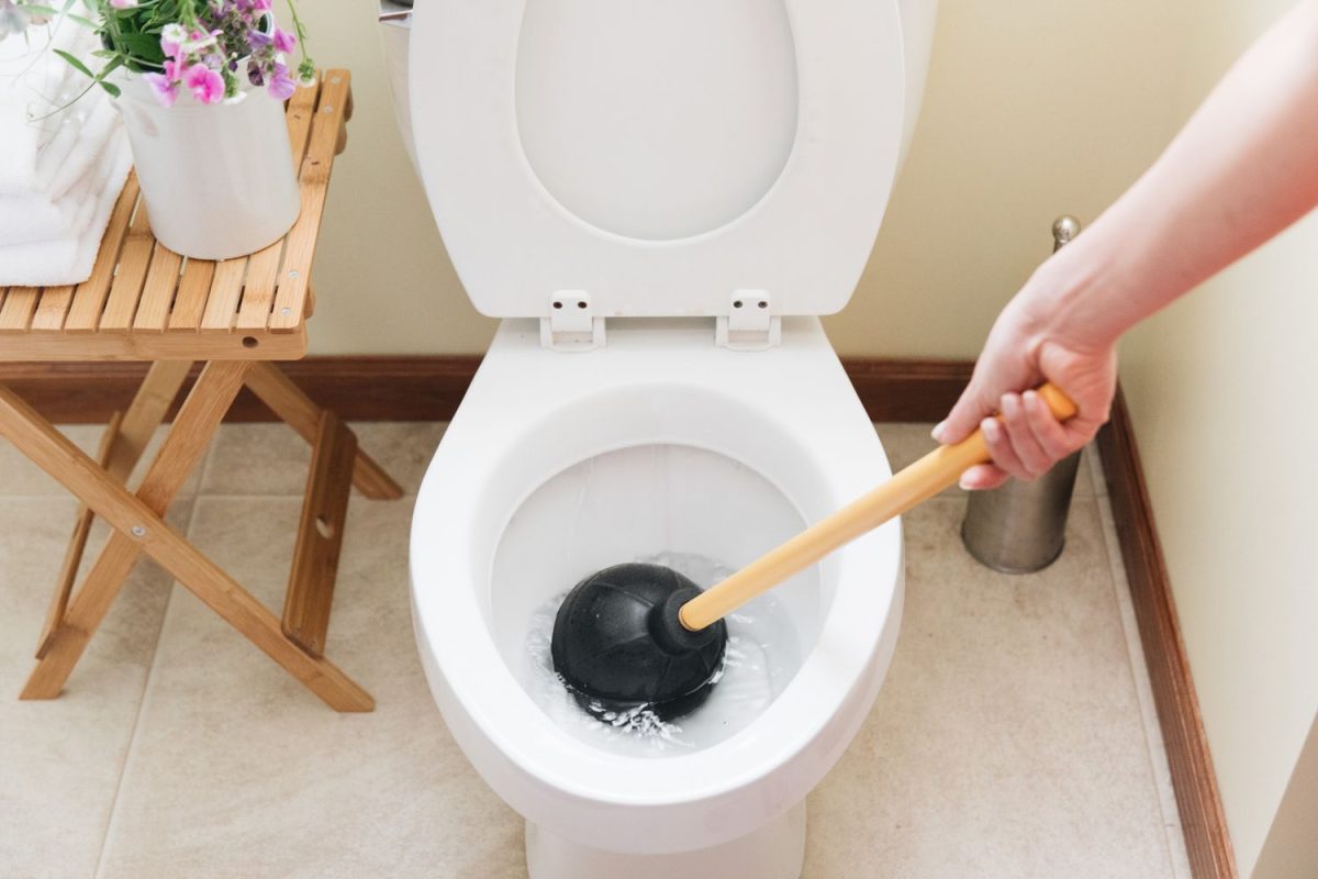 mẹo phòng tránh tắc bồn cầu