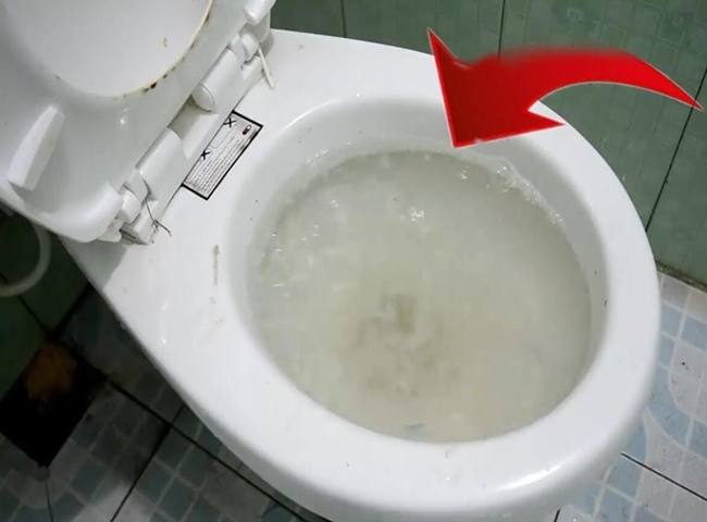 Cách tự xử lý hầm cầu đầy
